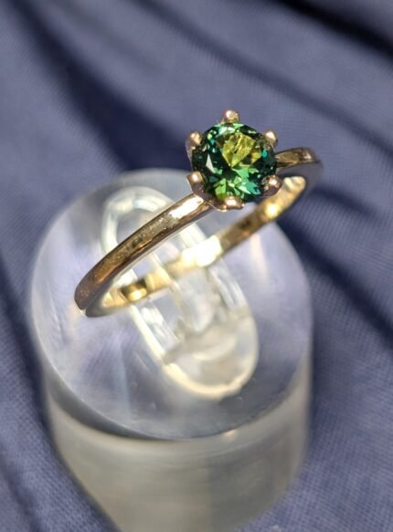 Golden Crown-J034- Sapphire Ring- Green